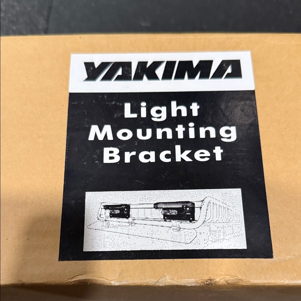 Yakima Light Mounting Bracket